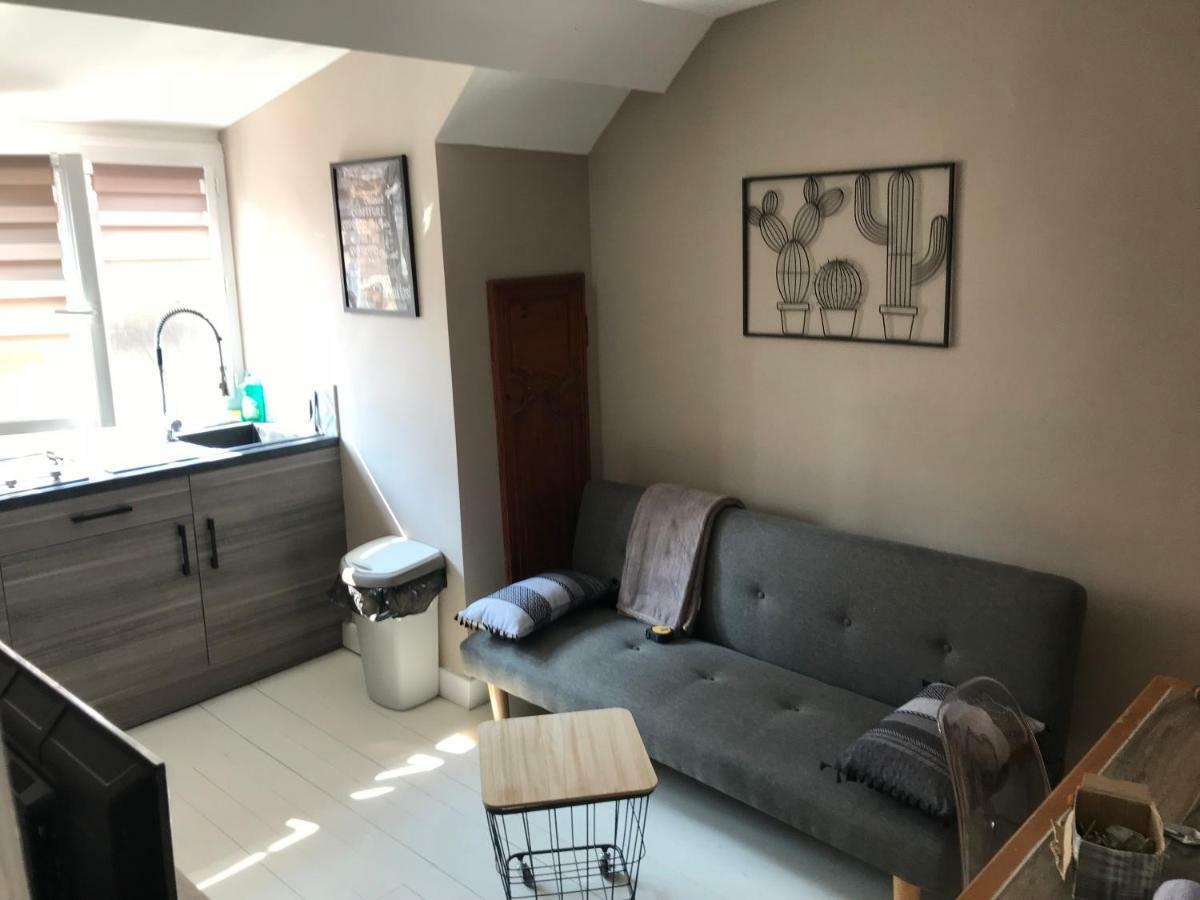 Comme A La Maison Apartment
